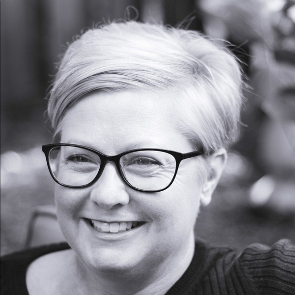 Meet your Posher, Susan - Picture 1 of 1